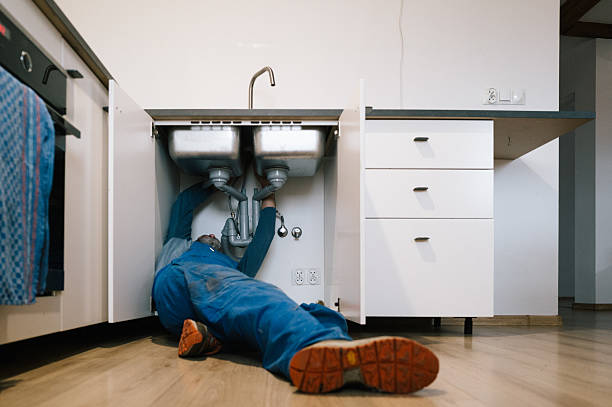 Professional Leak Detection technician working in West Peterborough, NH